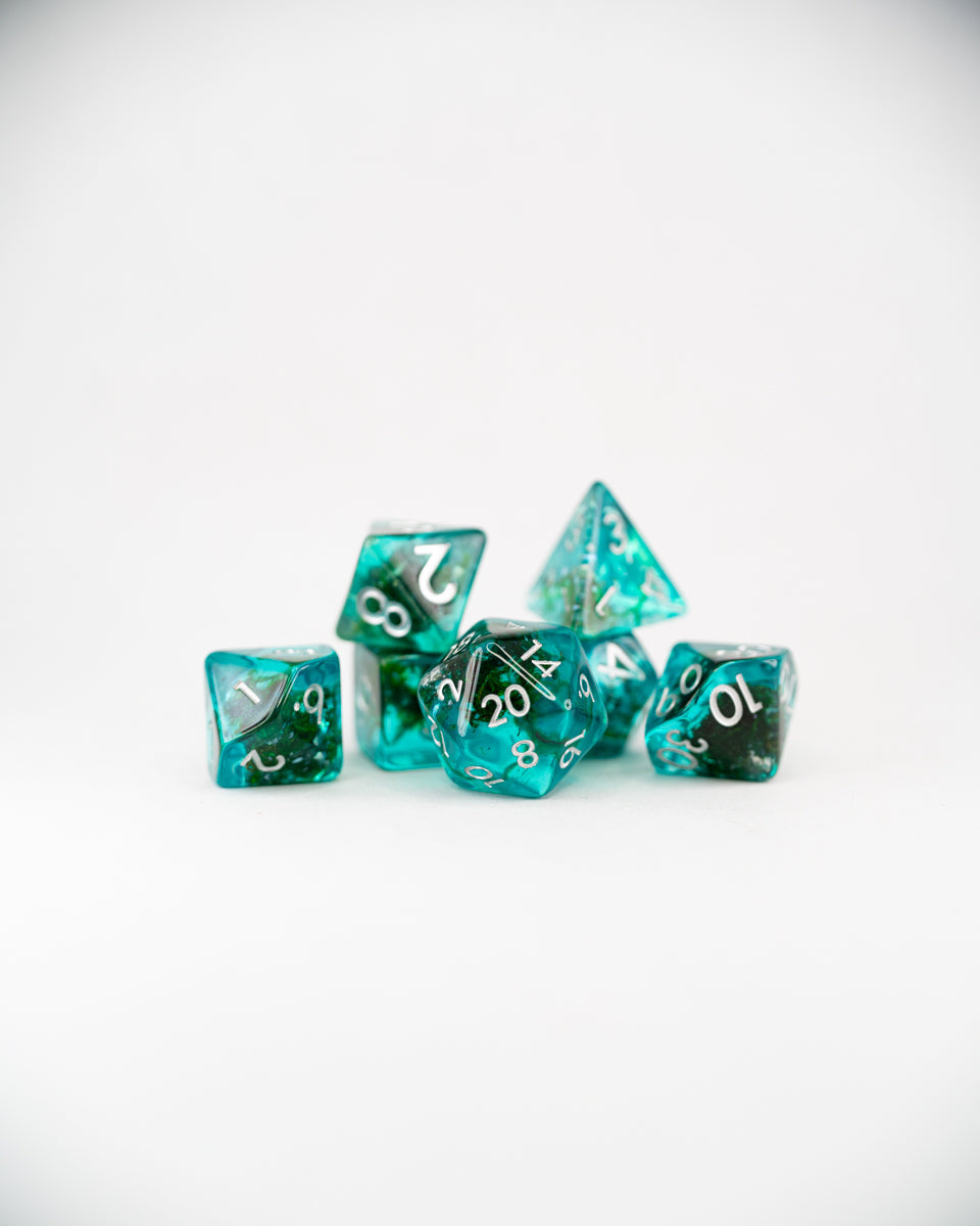 Seasnare | Seaweed | 7 Piece Acrylic Inclusion Dice Set - Emberglow Gaming