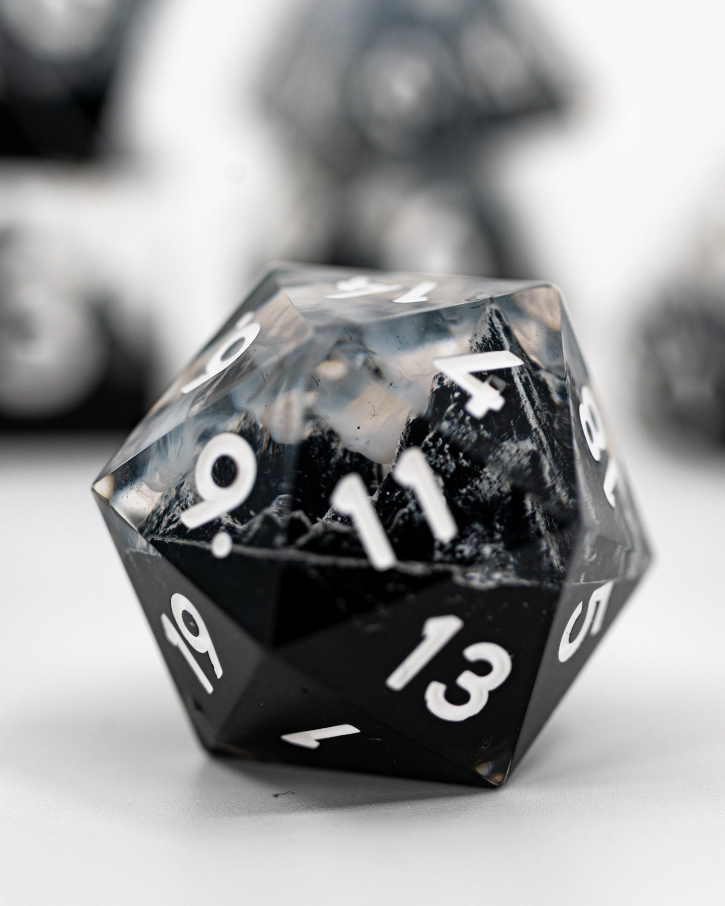 White Mountains | Double Cast | 7 Piece Sharp Edge Dice Set