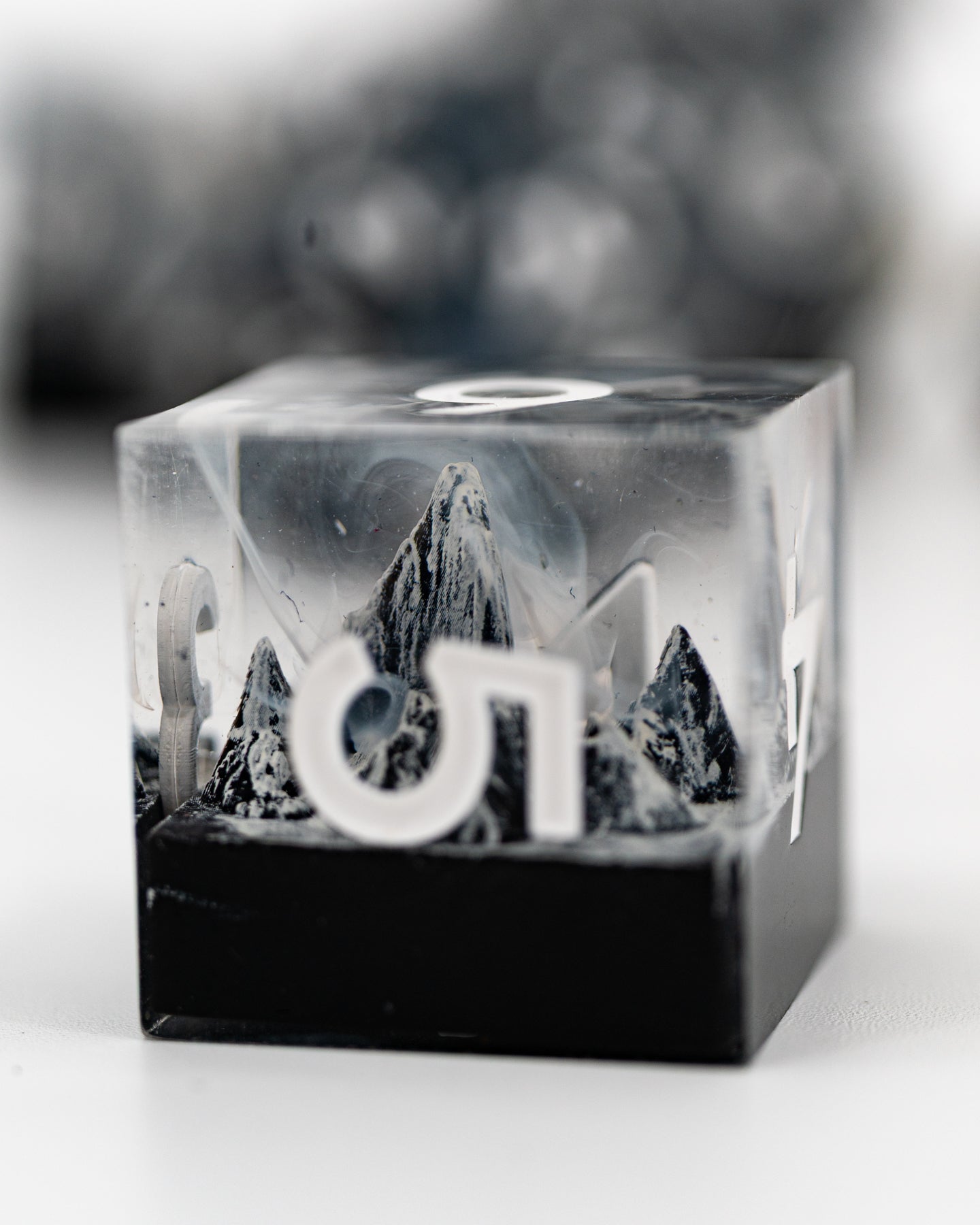 White Mountains | Double Cast | 7 Piece Sharp Edge Dice Set