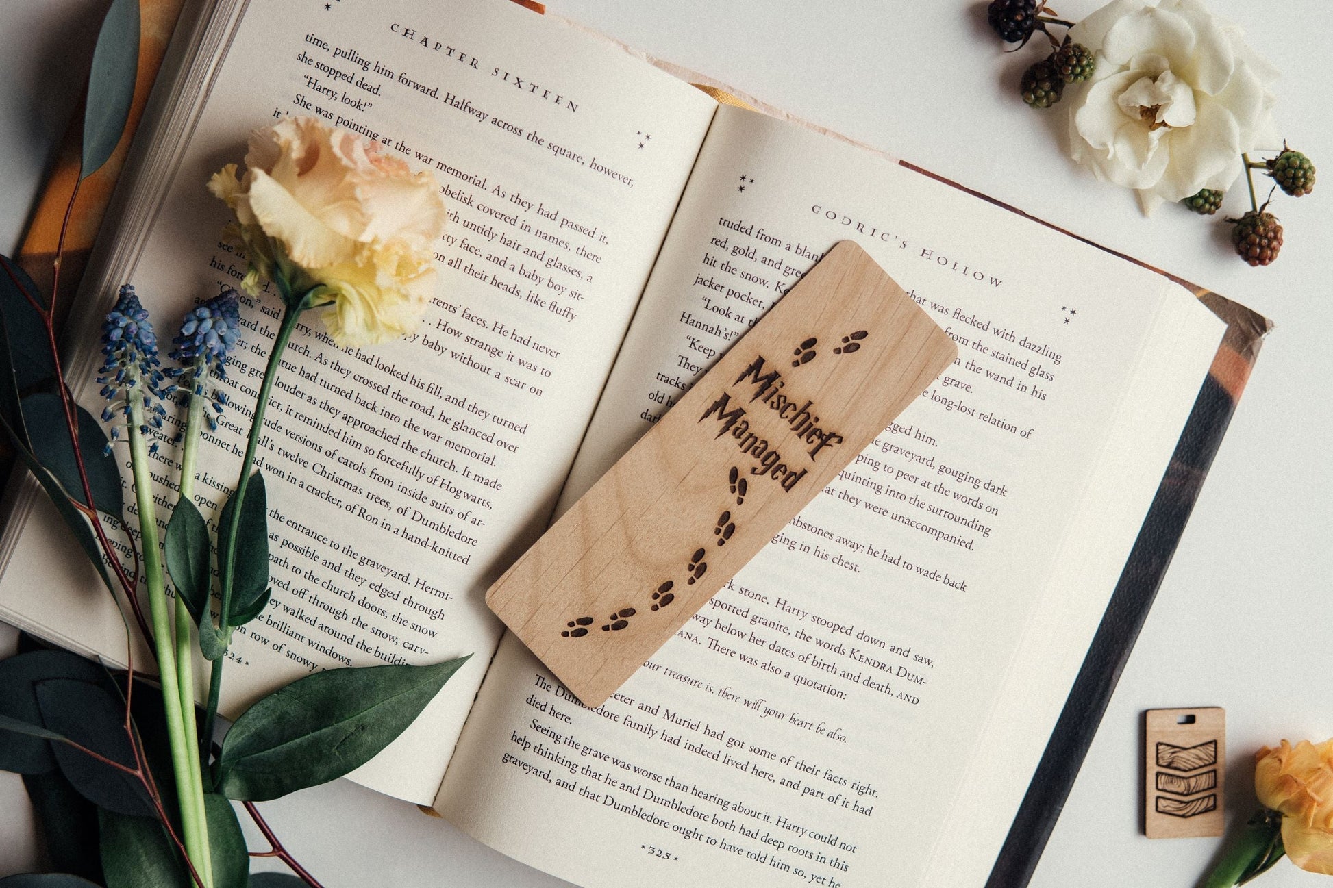 Mischief Managed | Harry Potter | Engraved Wooden Bookmark (T) - Emberglow Gaming