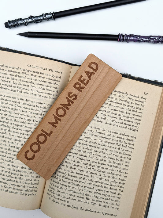 Cool Moms Read | Engraved Wooden Bookmark (T) - Emberglow Gaming