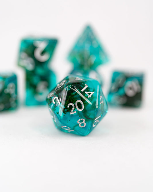 Seasnare | Seaweed | 7 Piece Acrylic Inclusion Dice Set - Emberglow Gaming