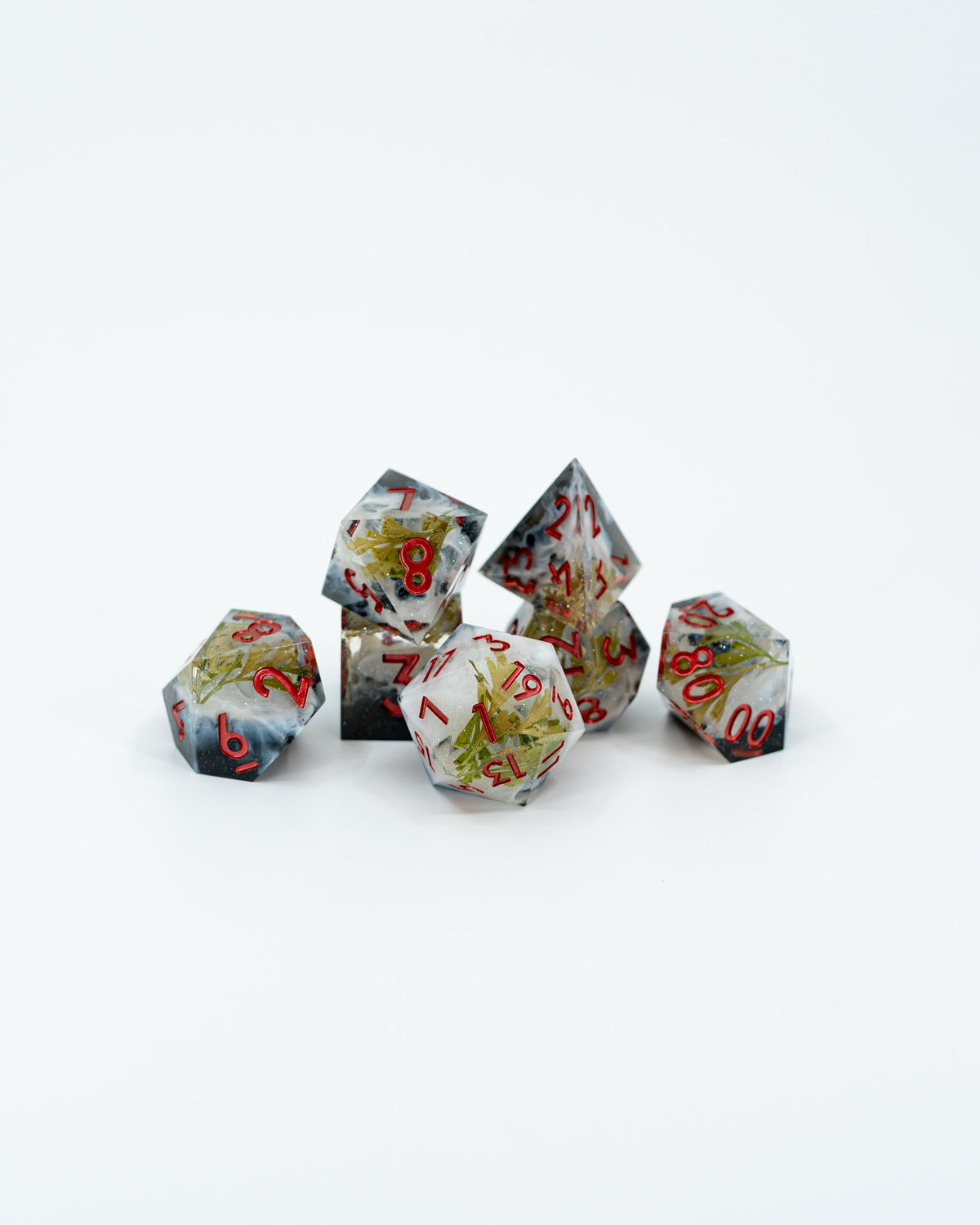 Brollachan | 7 Piece Sharp Edge Dice Set