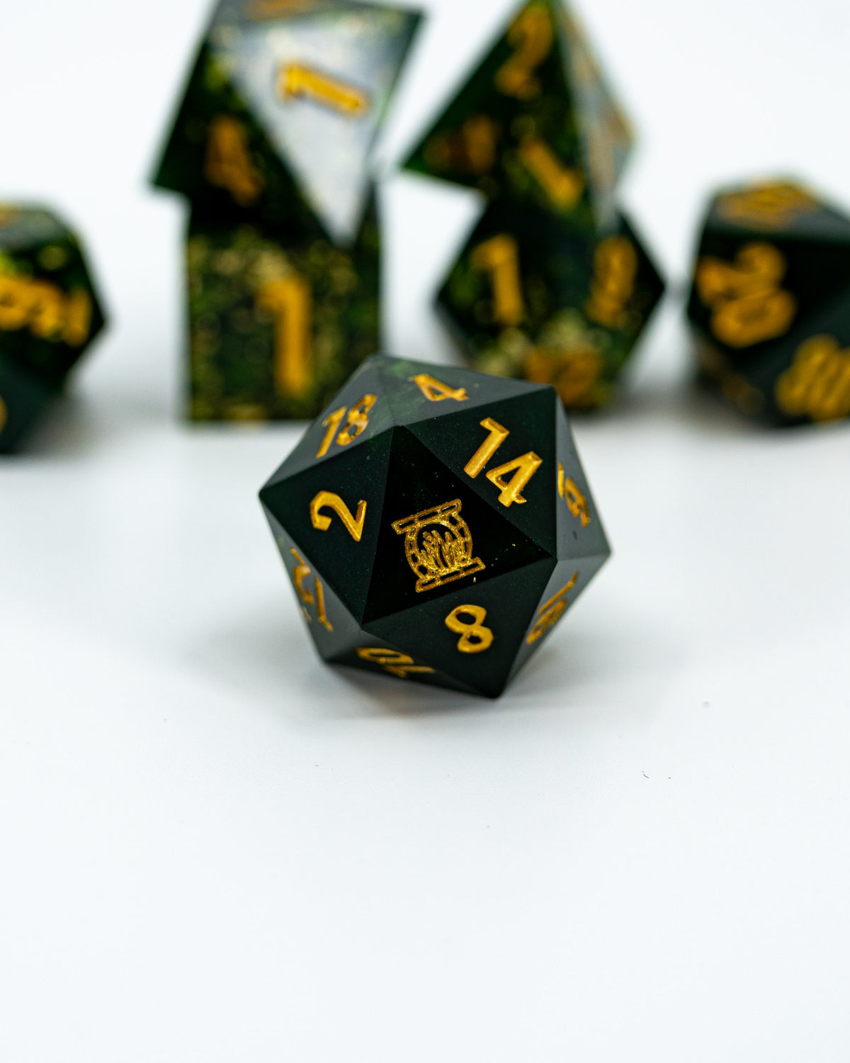 Ossiriand | Emberglow Original | 7 Piece Sharp Edge Resin Dice Set