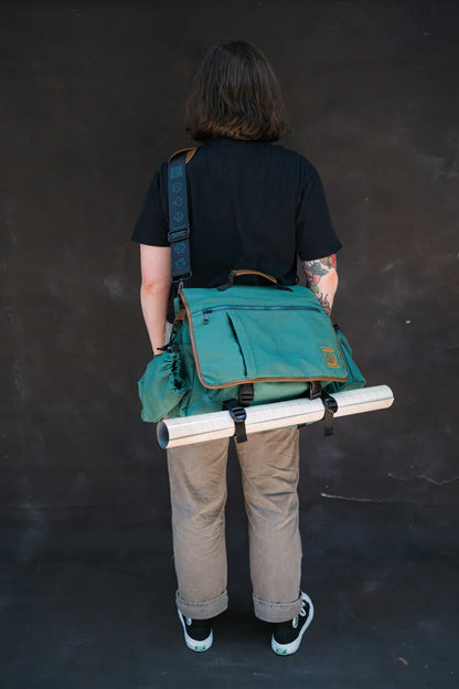 Bag of Holding Messenger Bag